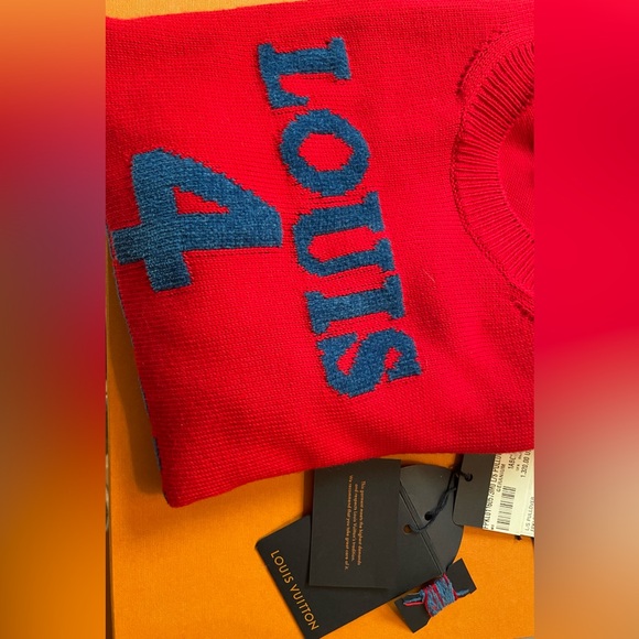 Louis Vuitton LOUIS 4 VUITTON Red and Blue Sweater
NEW - Picture 7 of 10